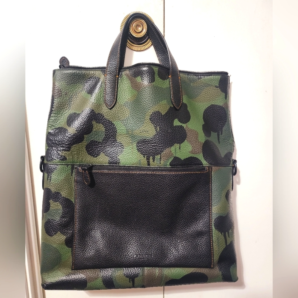 EUC Authentic Rare Coach Camo Tote